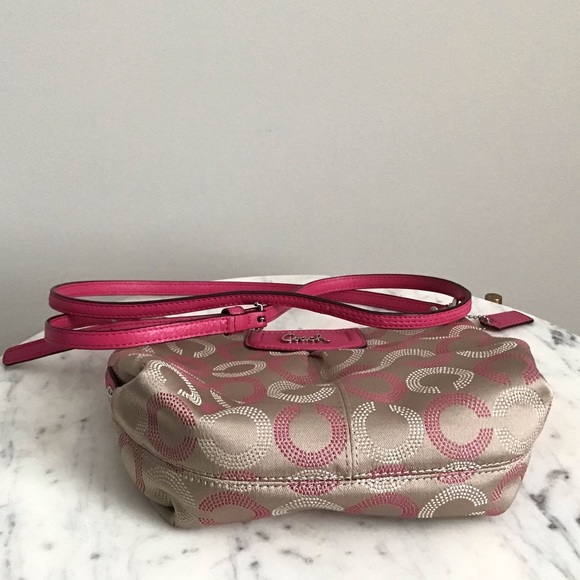 Coach Logo Crosbody Bag - Picture 9 of 11